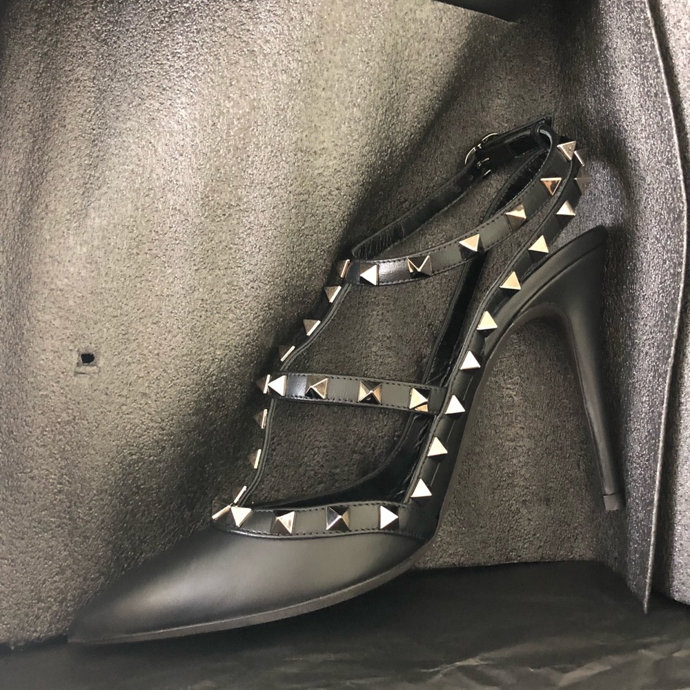 Valentino Garavani
Rockstud Leather 100mm Pump